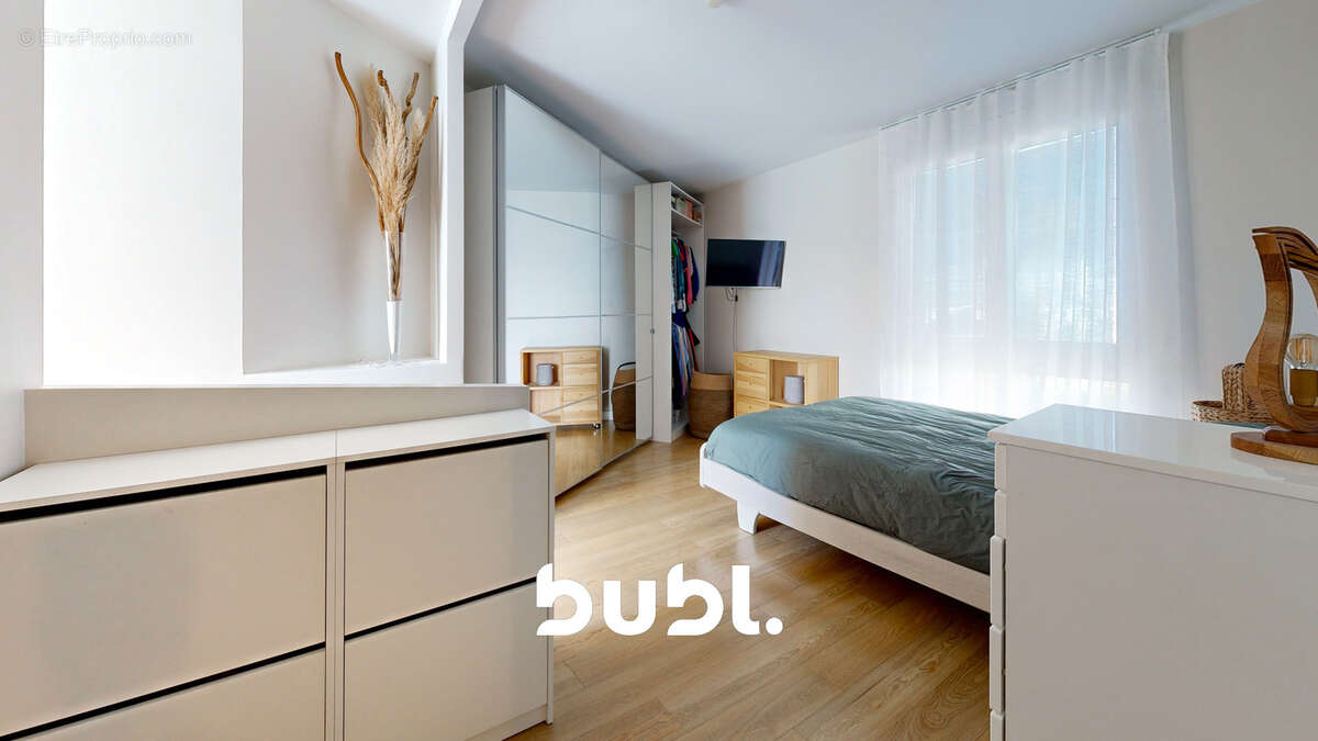 Appartement à RUEIL-MALMAISON