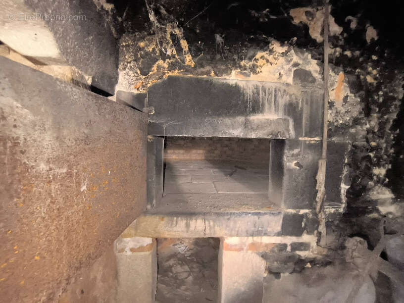 Maison à GOUTTIERES