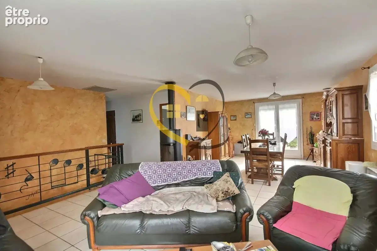 Maison 92 m² avec sous-sol complet - photo 2