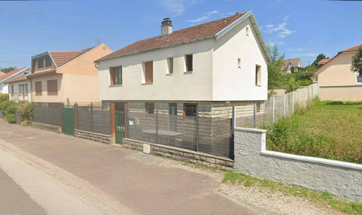 Maison à CHALINDREY