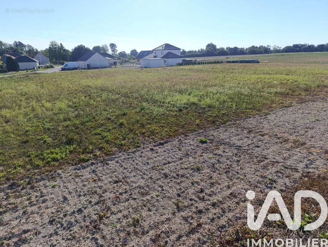 Photo 3 - Terrain à VAUDESINCOURT