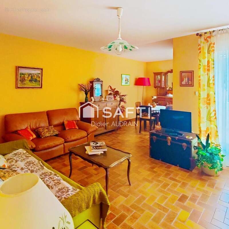 Photo 2 - Maison à DOMERAT