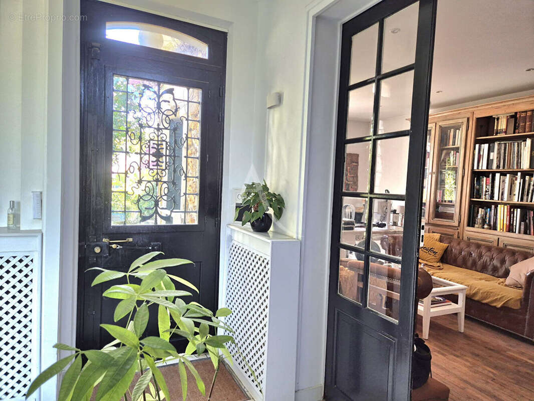 Maison à LE PERREUX-SUR-MARNE