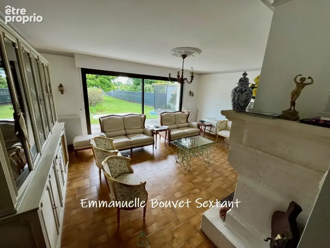 BERGERAC centre-ville, 4 chambres, 2 sdb, bureau, double-garage, jardin clos, piscine, sous-sol - photo 5