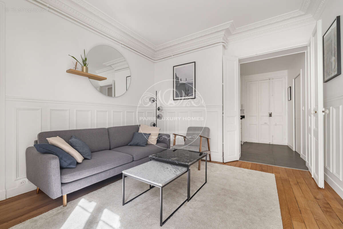 Appartement à PARIS-9E