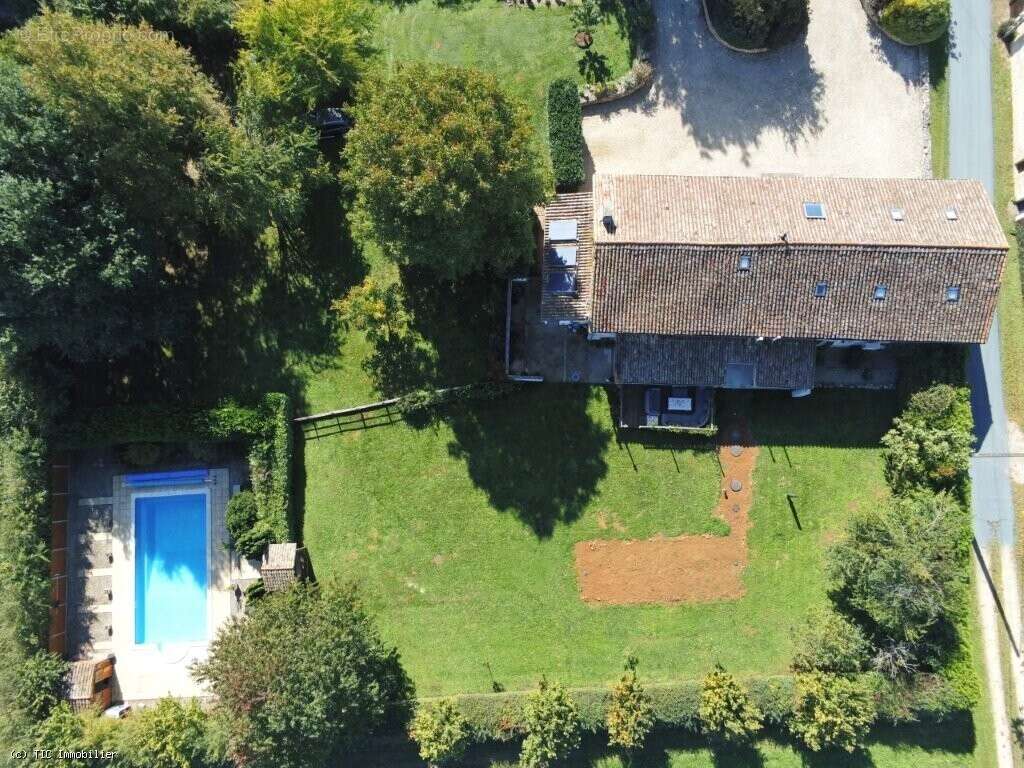 Maison à SAUZE-VAUSSAIS