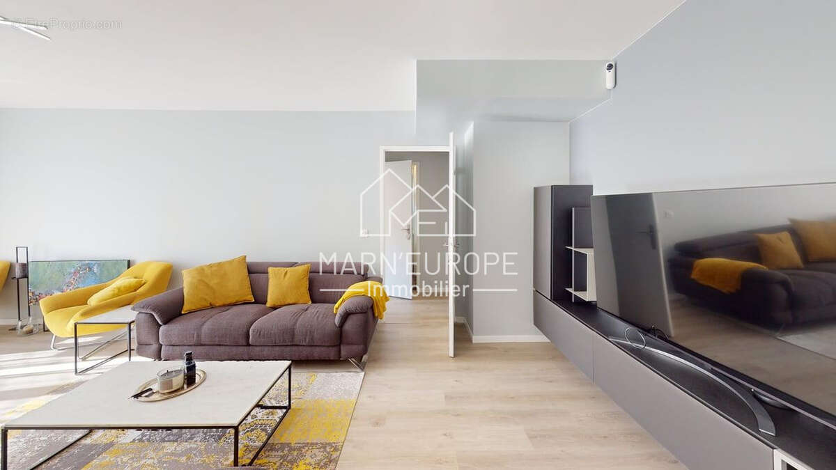 Appartement à CHALIFERT