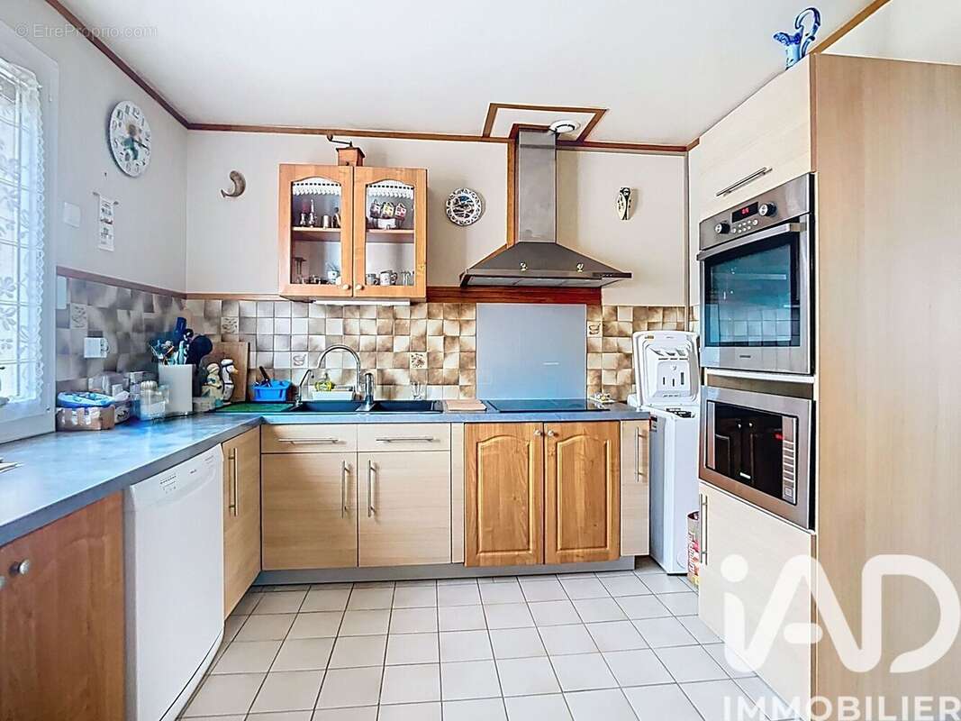 Photo 5 - Maison à CHEVRY-COSSIGNY