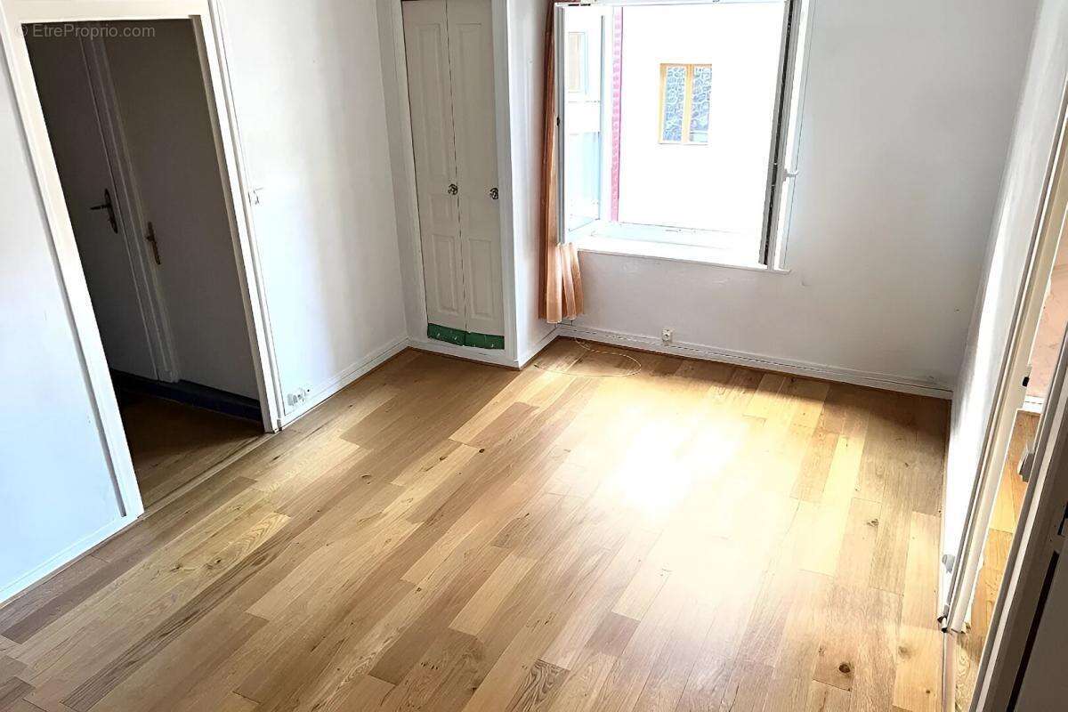 Maison à CLAVEISOLLES