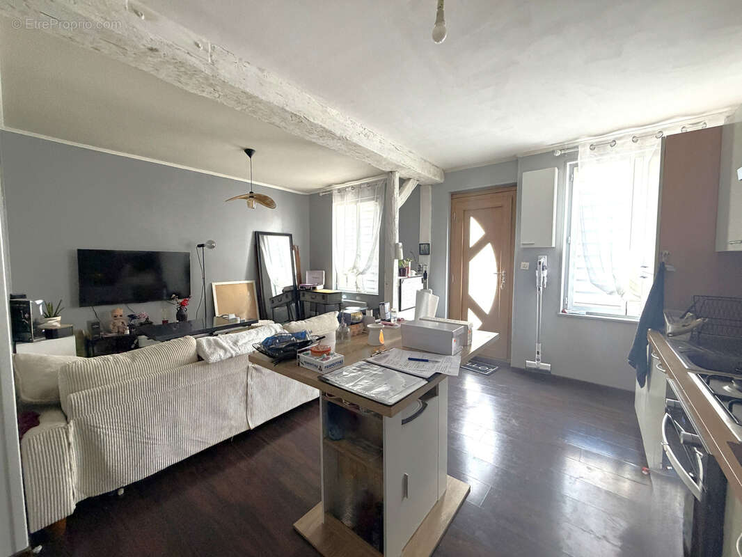Appartement à HOUDAN