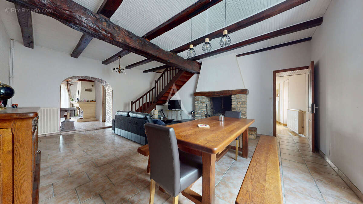 Maison à VIVONNE