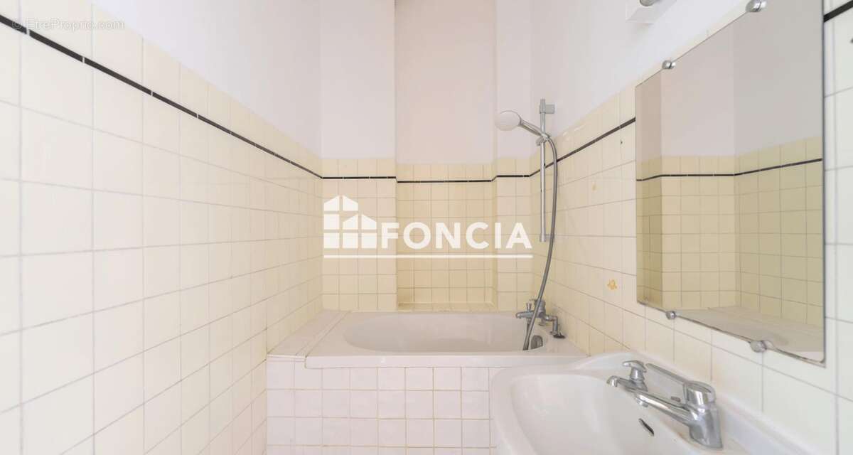 Appartement à MAISONS-ALFORT