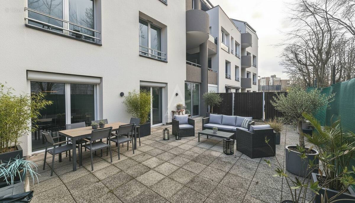 Appartement à TORCY
