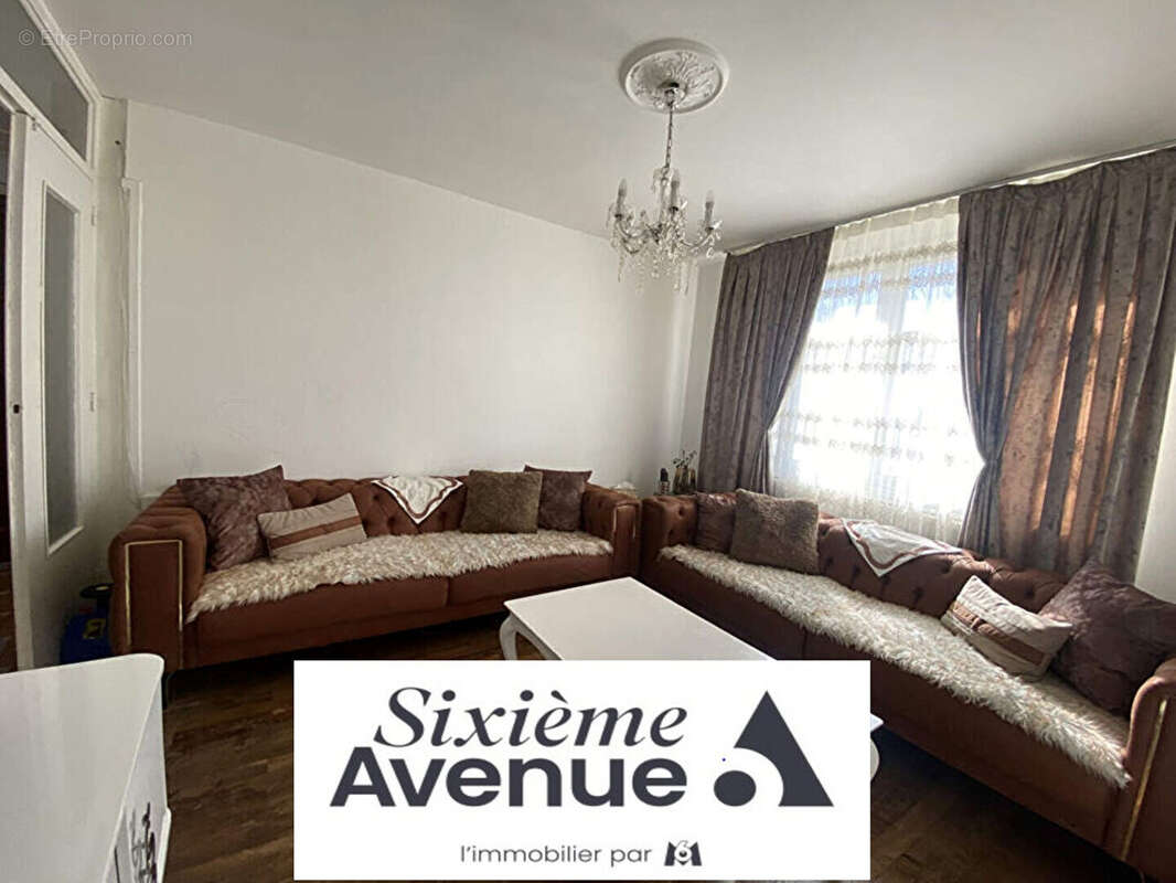 Appartement à VENISSIEUX