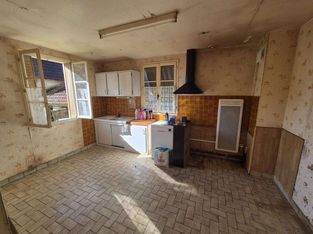 Maison à LA BERTHENOUX