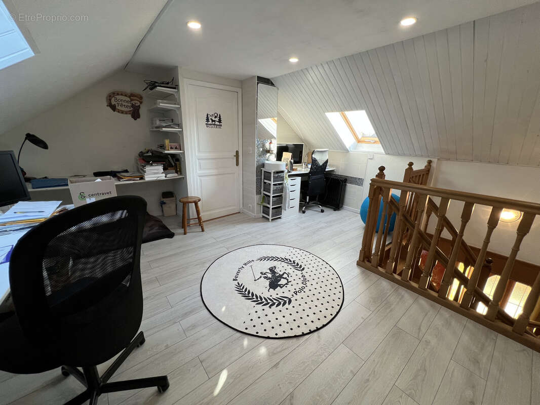 Maison à PONTHEVRARD