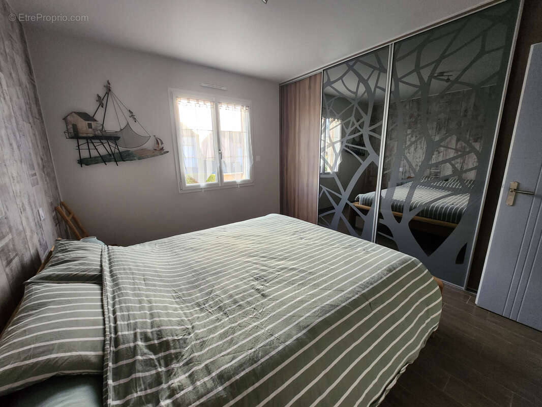 Maison à SAINTE-GEMME-LA-PLAINE