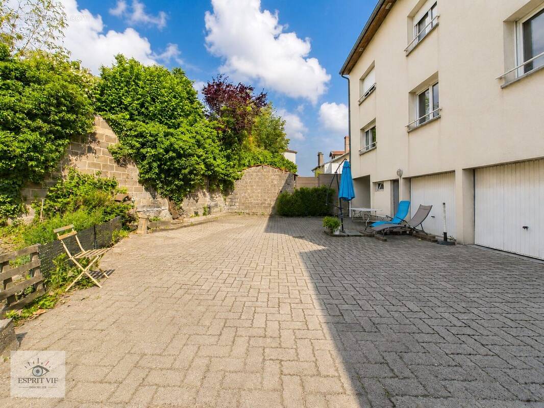 Appartement à JARVILLE-LA-MALGRANGE
