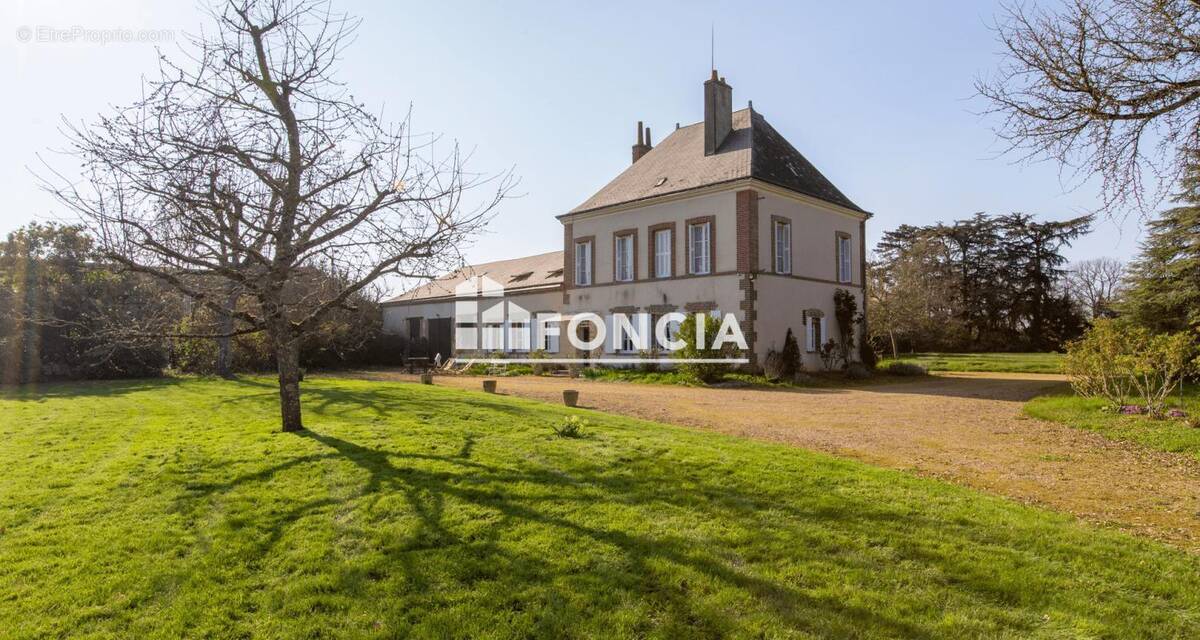 Maison à CHATEAU-RENAULT