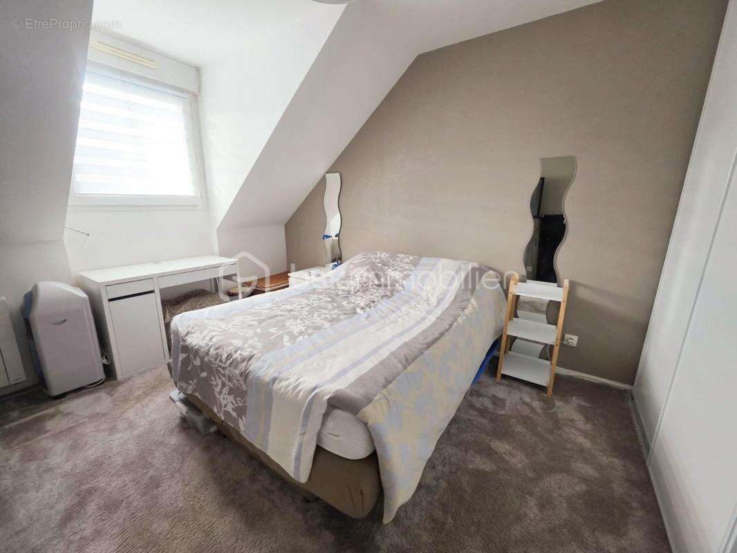 Maison à ROISSY-EN-BRIE