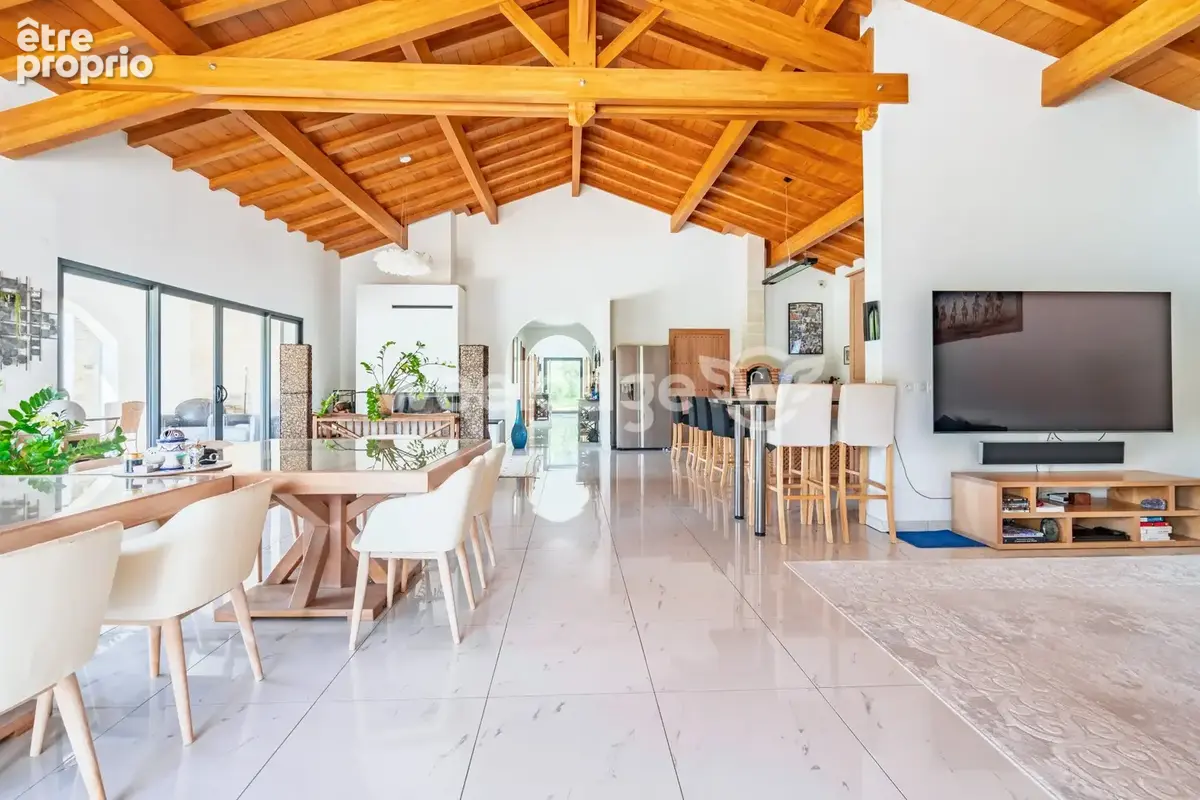Maison 6 pièces 271 m² à vendre à Urrugne (64122) - photo 2