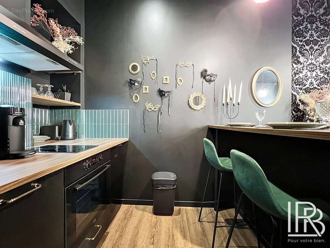 Appartement à MARSEILLE-6E