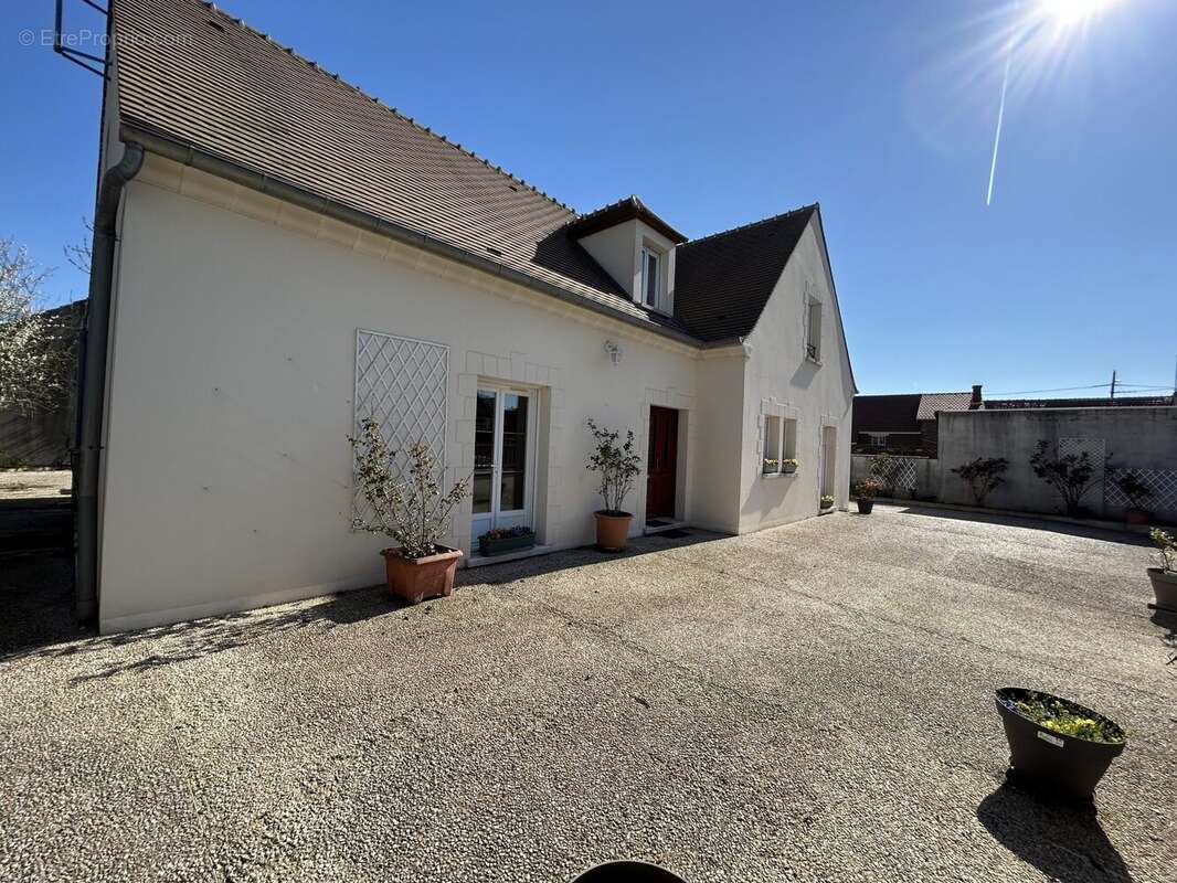 Maison à CHOISY-AU-BAC