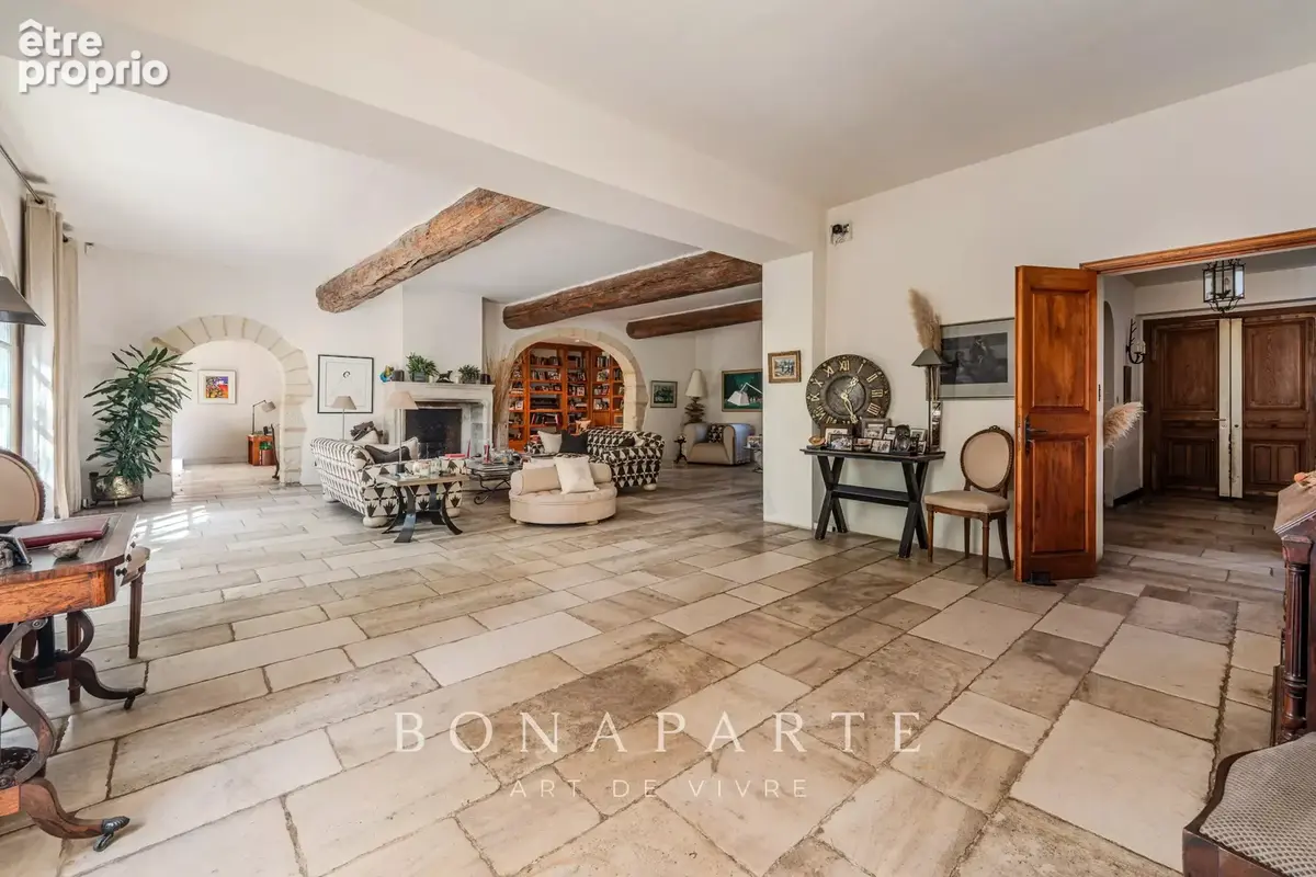 Propriete de caractere a 10 min de st remy de provence - photo 4