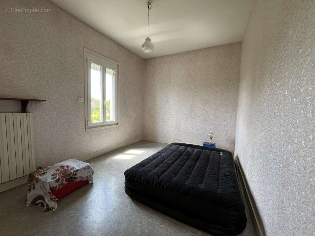 Maison à CONNERRE