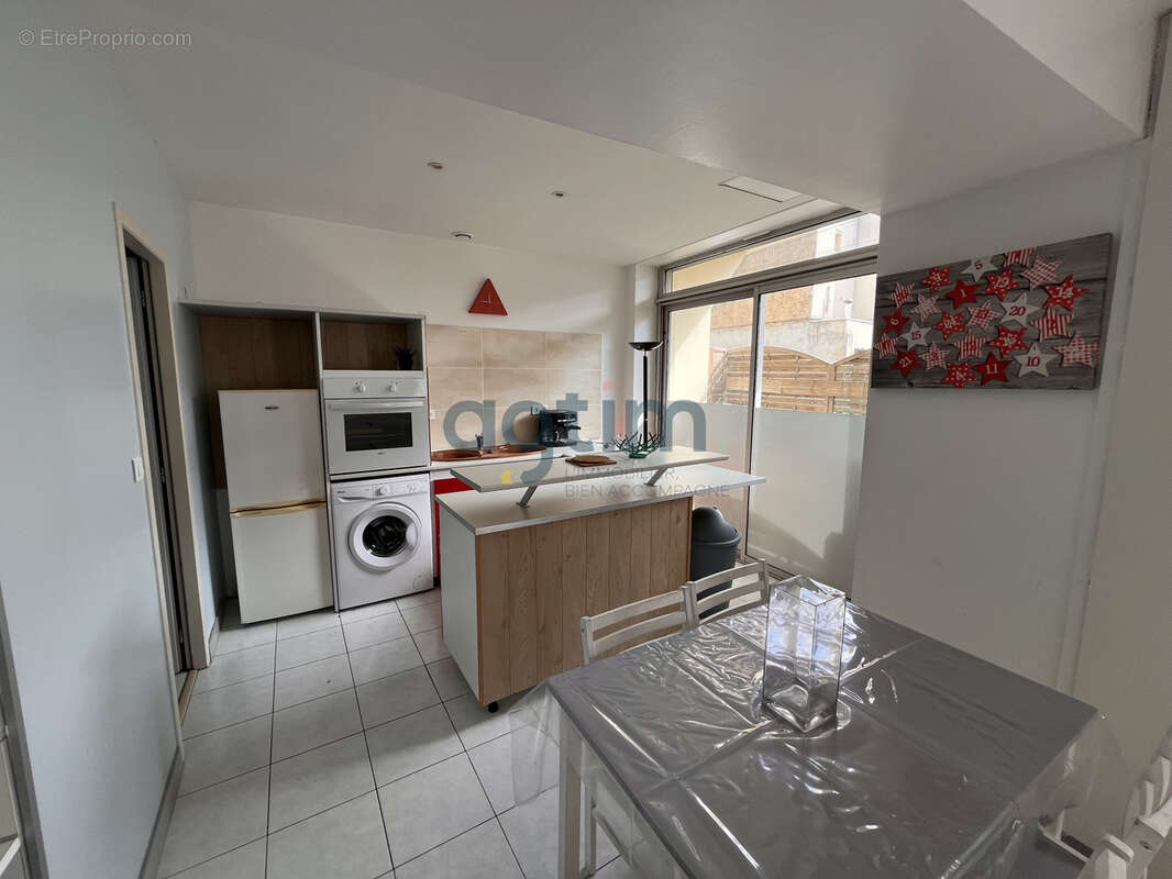 T2 de 38 m2 avec terrasse   Place Napoléon - photo 3