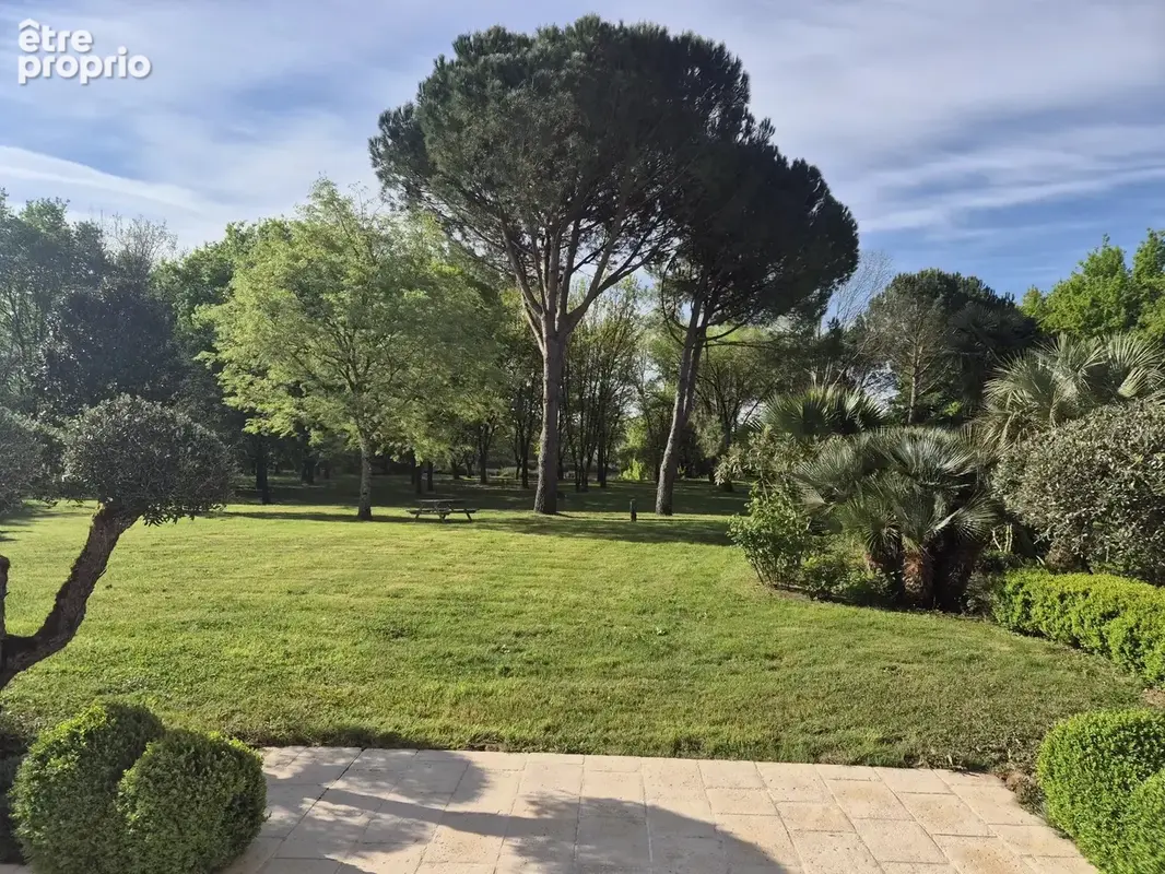 Ensemble immobilier de prestige avec maison bourgeoise, dépendances, piscine et lac – Entre Agen et Nérac, Lot-et-Garonne - photo 16