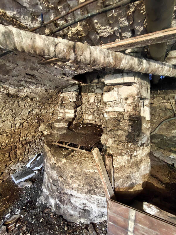 Maison à VANNES-LE-CHATEL