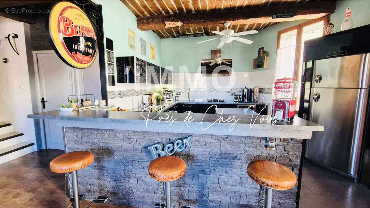 Maison à SAINT-ZACHARIE