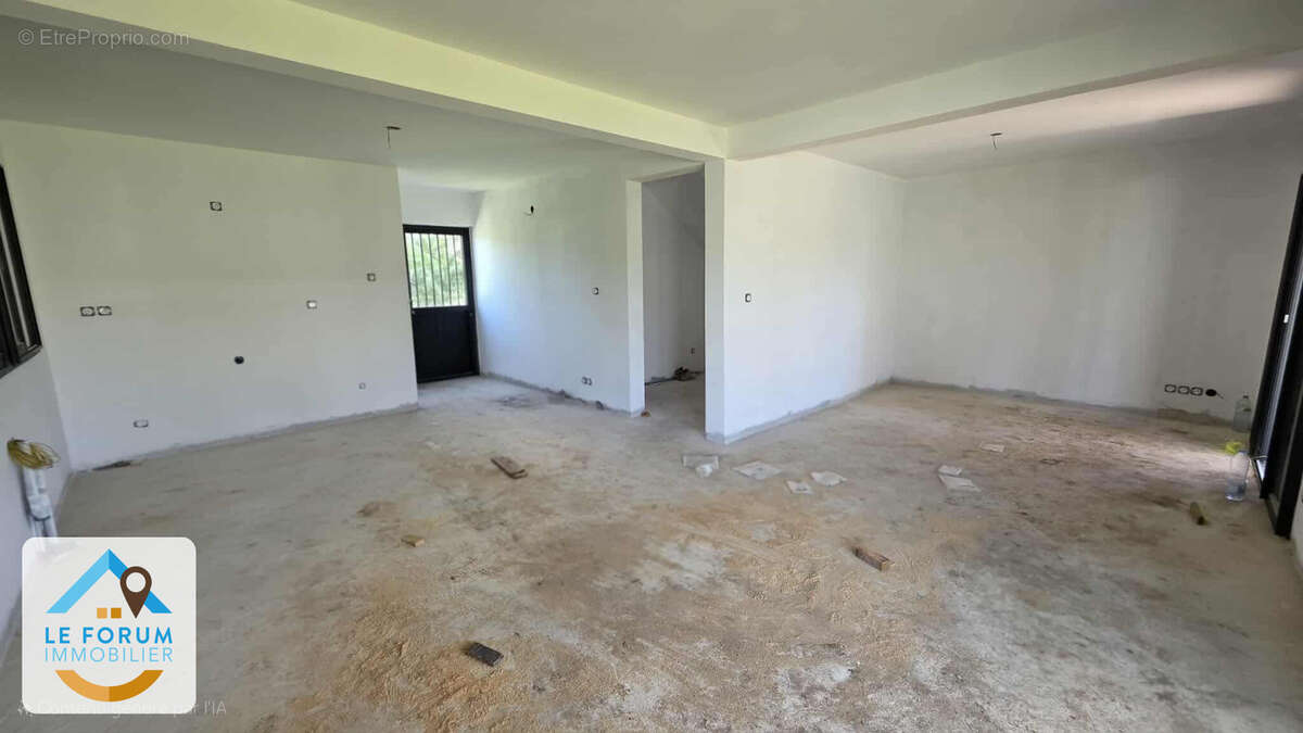 Saint joseph 97480 - villa moderne et fonctionnelle - quartier verdoyant - photo 2