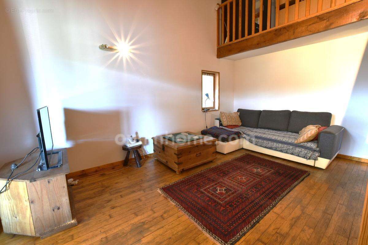 Maison à vendre 5 pièces DOMAIZE (63) - photo 13
