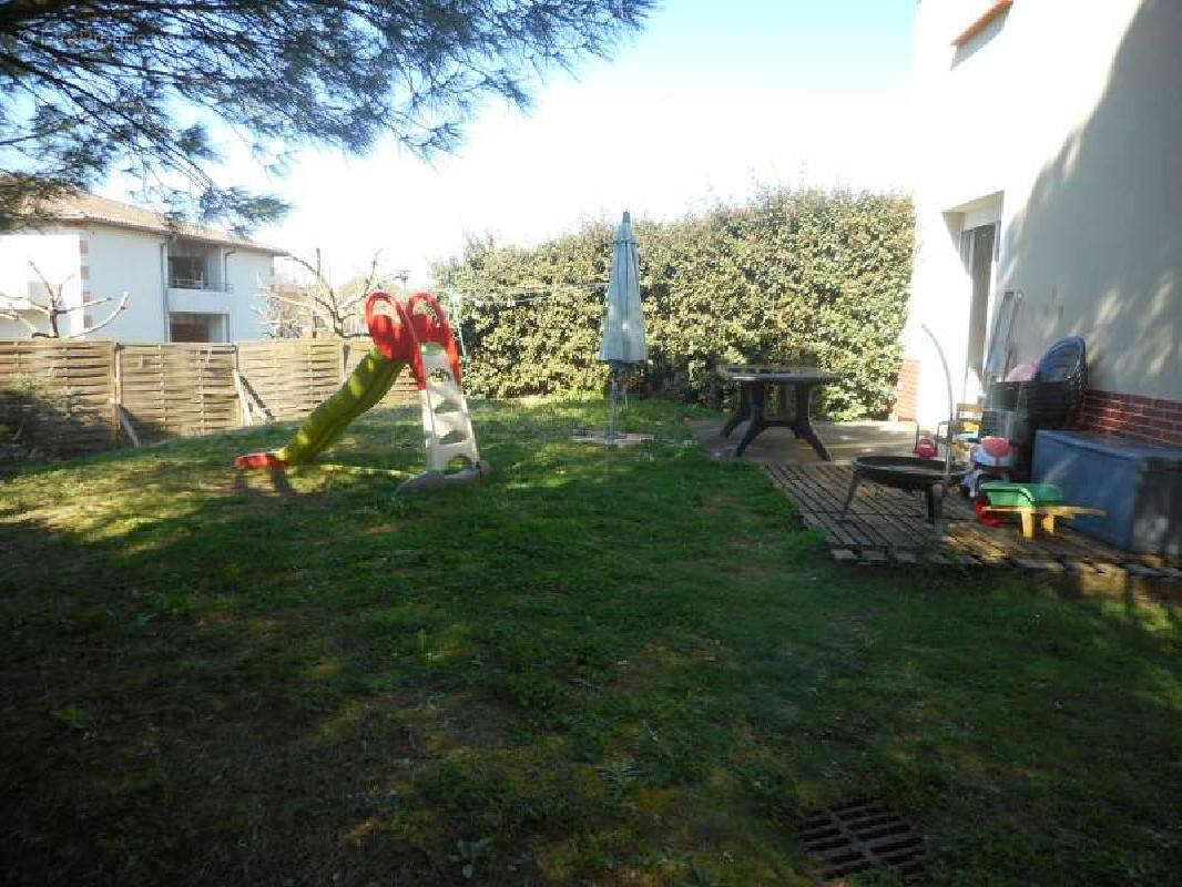 Maison à VERDUN-SUR-GARONNE