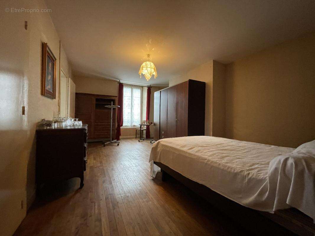 Appartement à SAINT-CERNIN