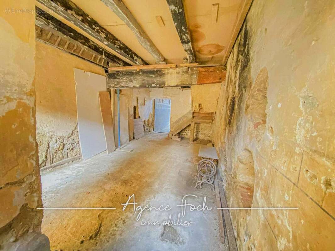 Maison à TRIE-SUR-BAISE