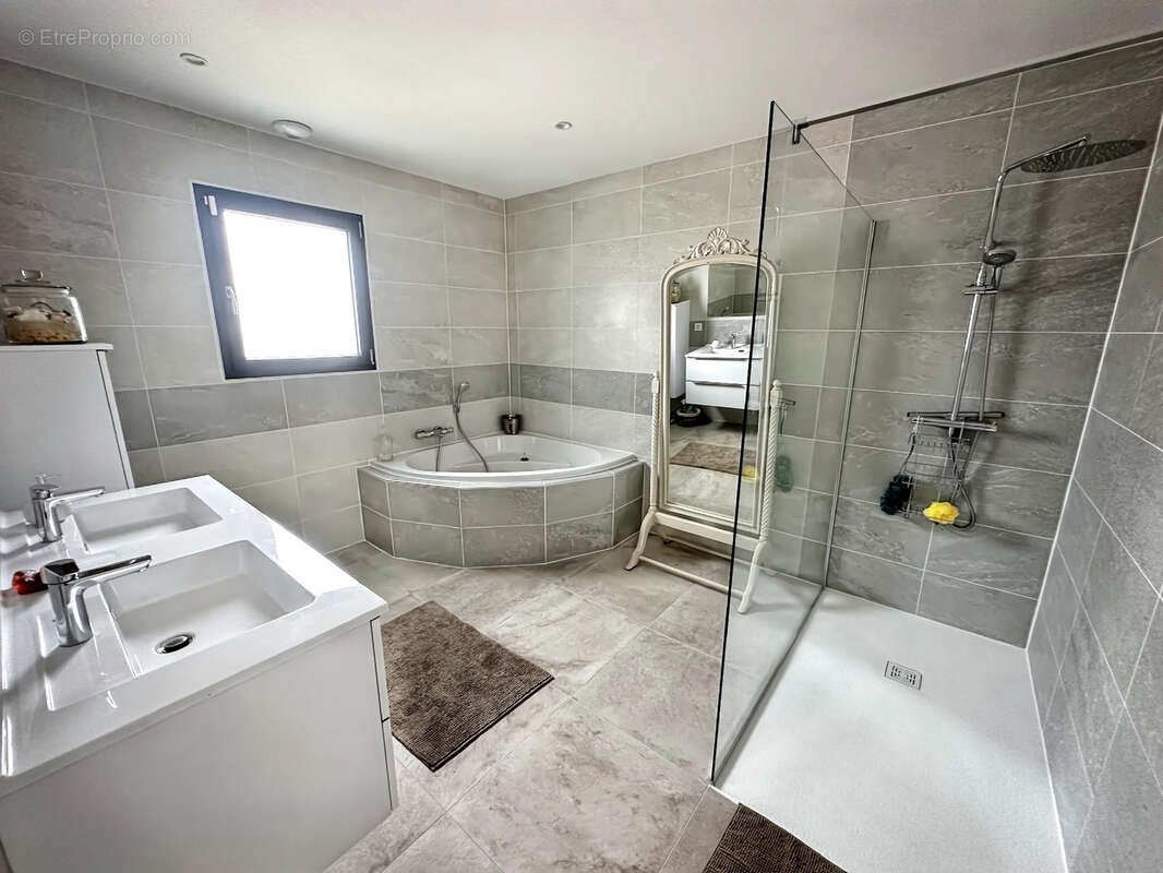 Maison à CHALON-SUR-SAONE