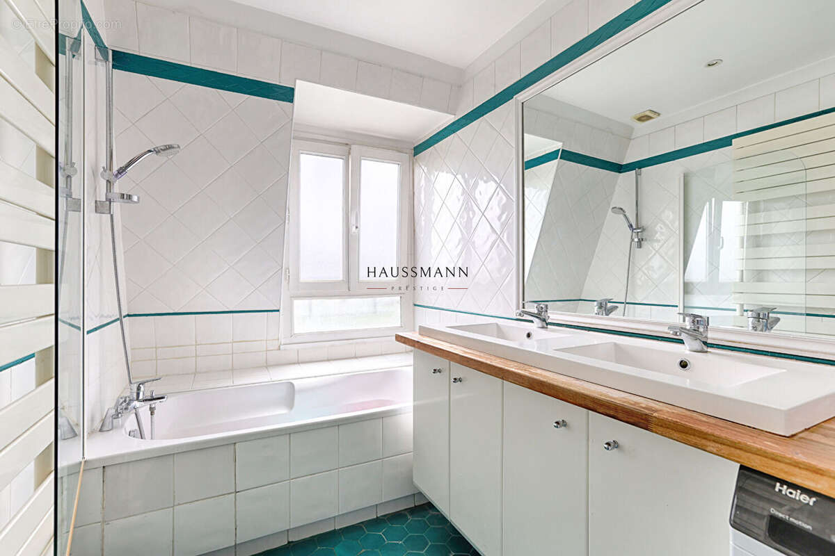 Appartement à PARIS-6E