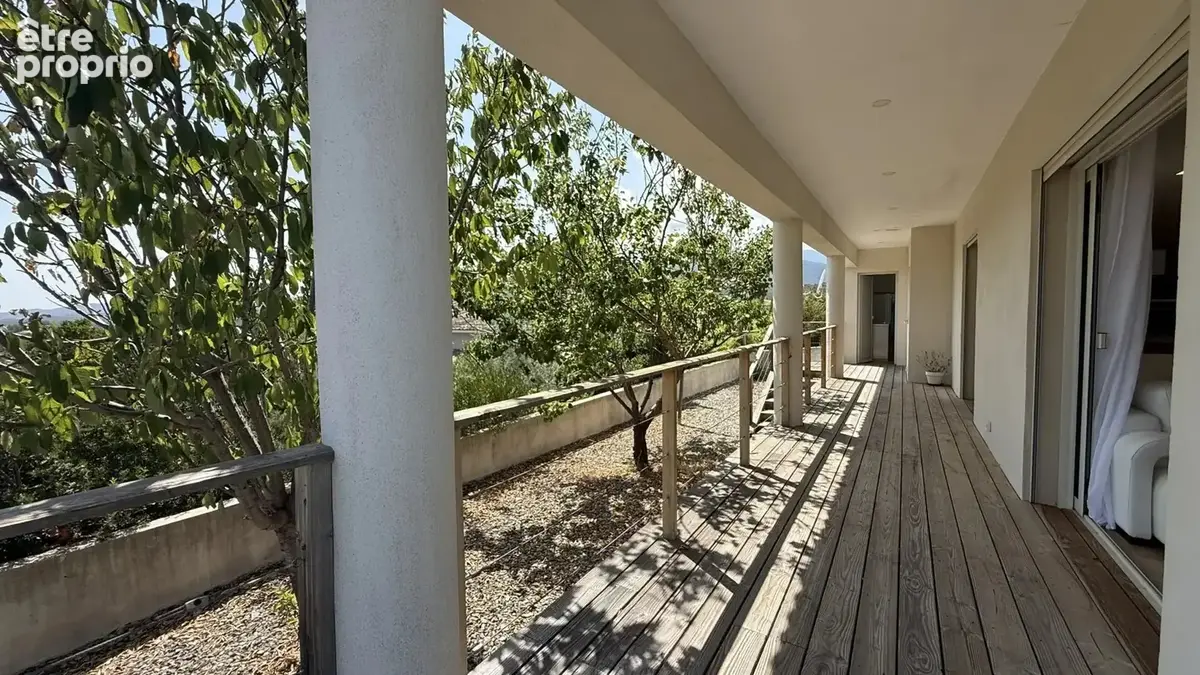 Très belle villa type 5 - Piscine  - Terrain 1100 m². - photo 21