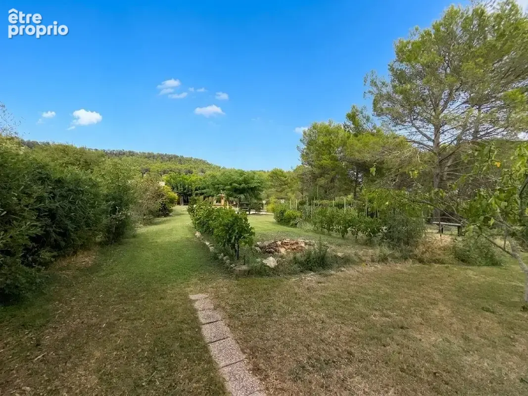 Le val - a 15 minutes de cotignac - maison provençale avec piscine sur 2 000 m²  de terrain - photo 3