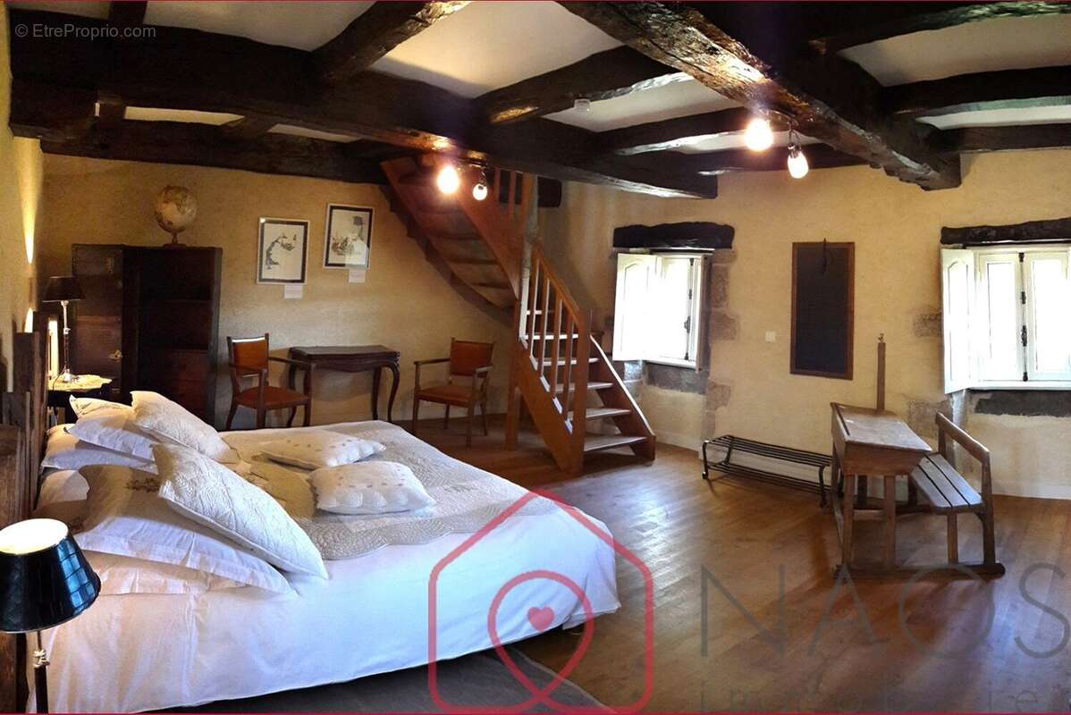 Maison à ERGUE-GABERIC