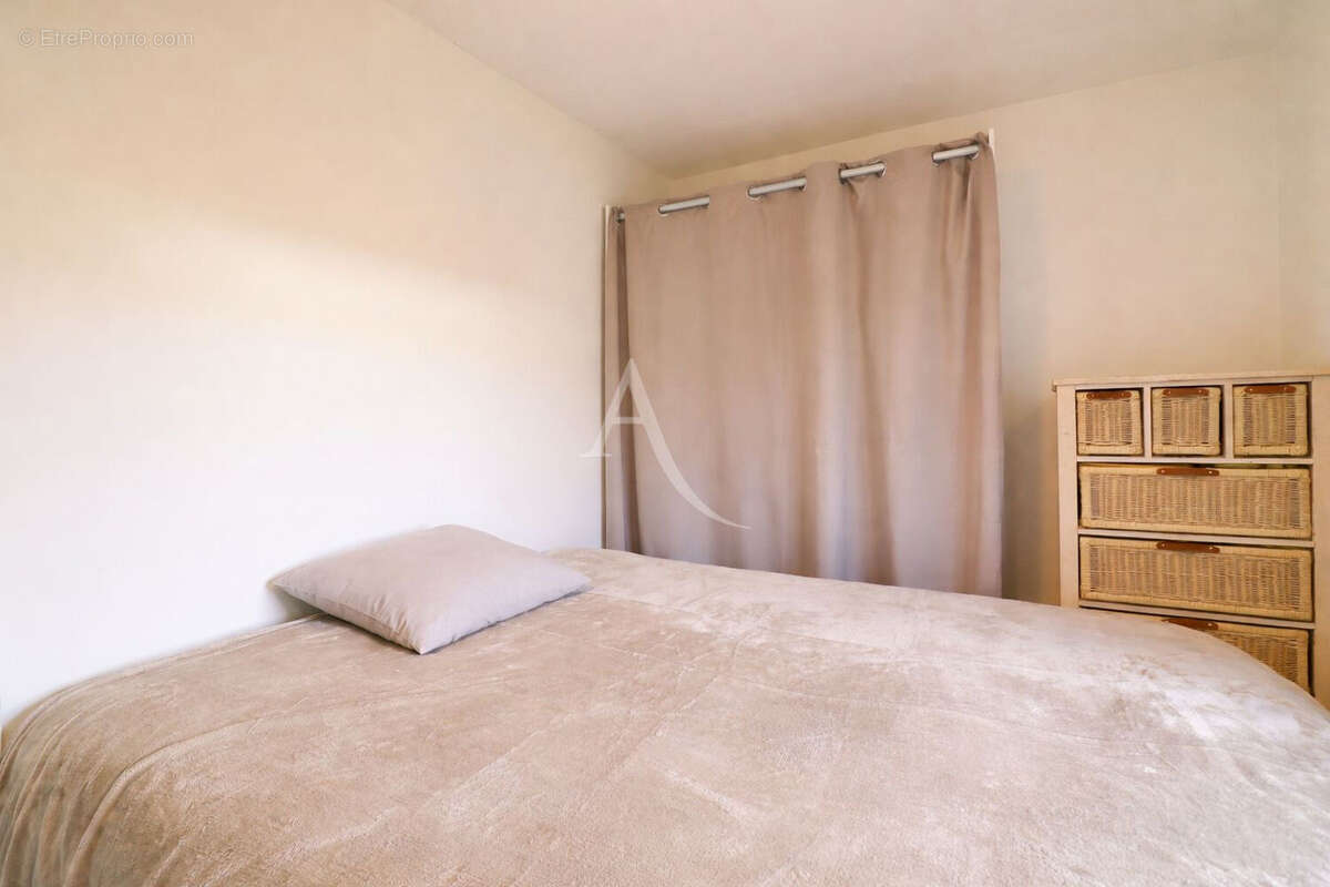 Maison à VINON-SUR-VERDON