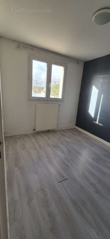 Appartement à ISSOU