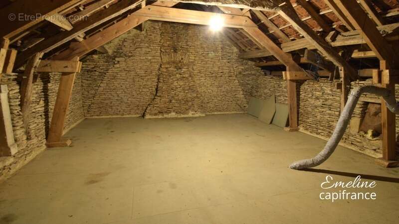 Maison à SALIGNAC-EYVIGUES