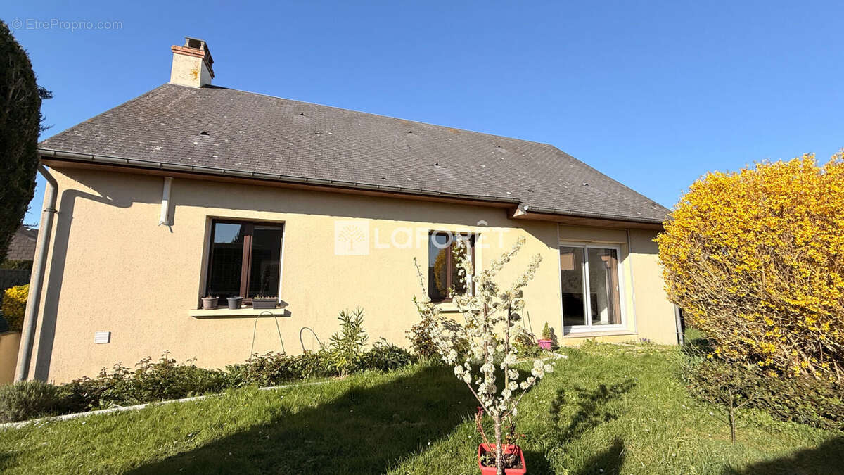 Maison à CAGNY