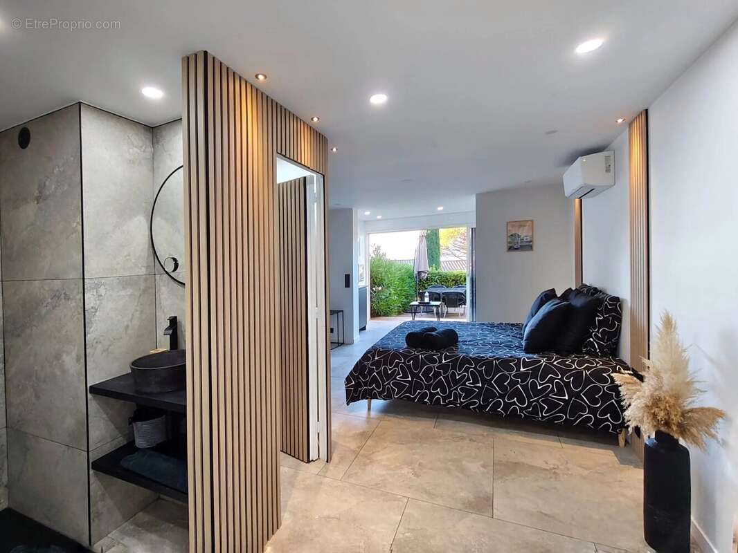 Appartement 20 m² à Sainte-Maxime  - photo 4