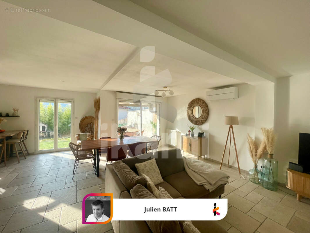 Maison à SAINT-DONAT-SUR-L'HERBASSE