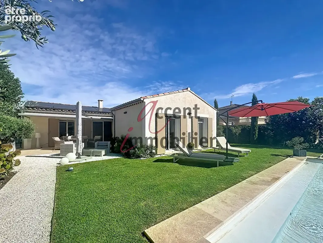 Mollégès, magnifique villa de plain pied avec piscine chauffée et garage - photo 14